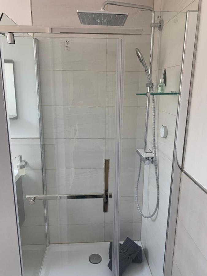 Wickede  Sauerlandblick - Appartement & Fewo Wickede מראה חיצוני תמונה